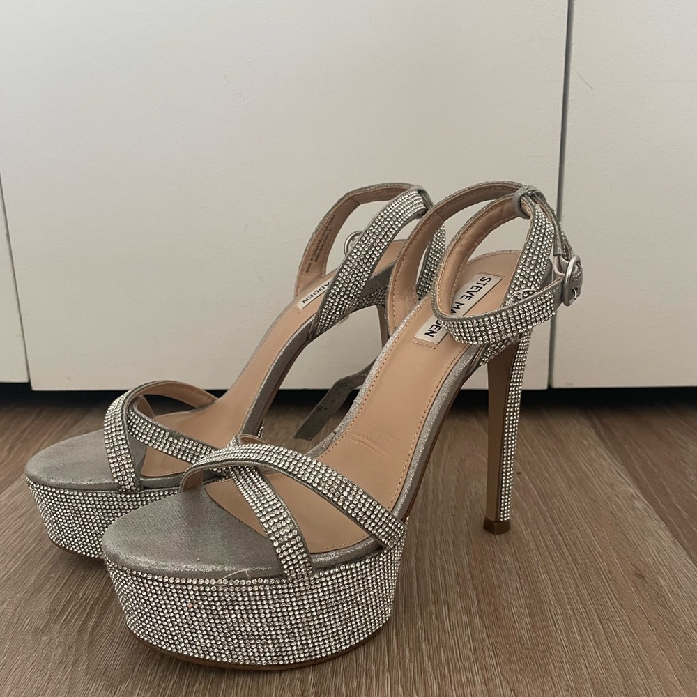 Steve Madden Diamanté Platform High Heel